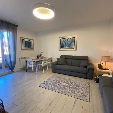 Blu - Relax And Comfort 20 Minutes From Florence * ポンタッシエーヴェ