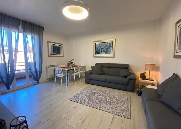 Blu - Relax And Comfort 20 Minutes From Florence * ポンタッシエーヴェ